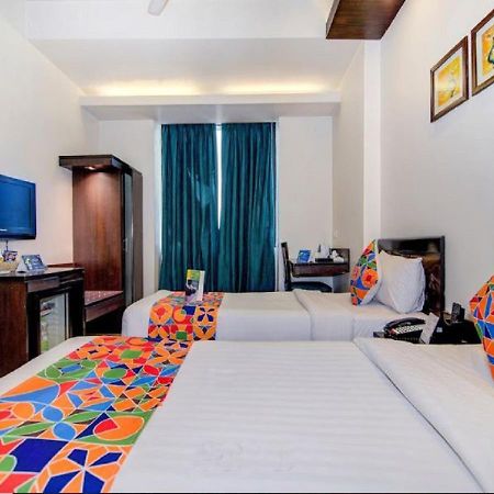Hotel Rockland Panchsheel Enclave Neu-Delhi Exterior foto